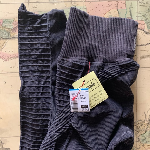 Free People Washed Eggplant Leggings Sample XS - Picture 2 of 11